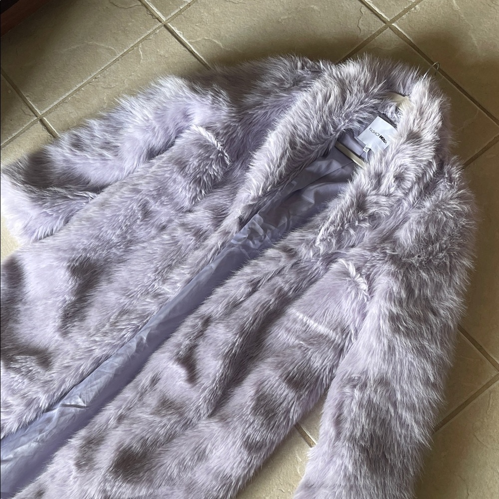 Fashion Nova Lilac Faux Fur Coat - Picture 3 of 4